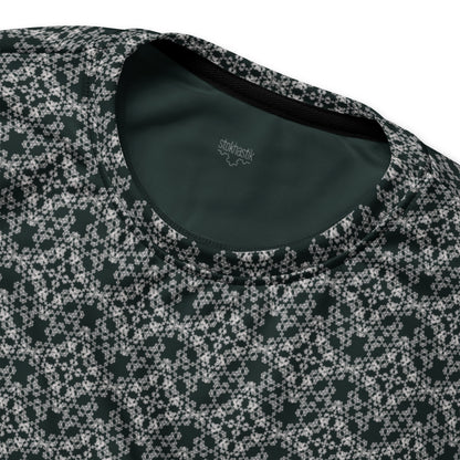 Inside label of the unisex sweatshirt with the 'Quadragon' charcoal and white fractal geometric pattern.