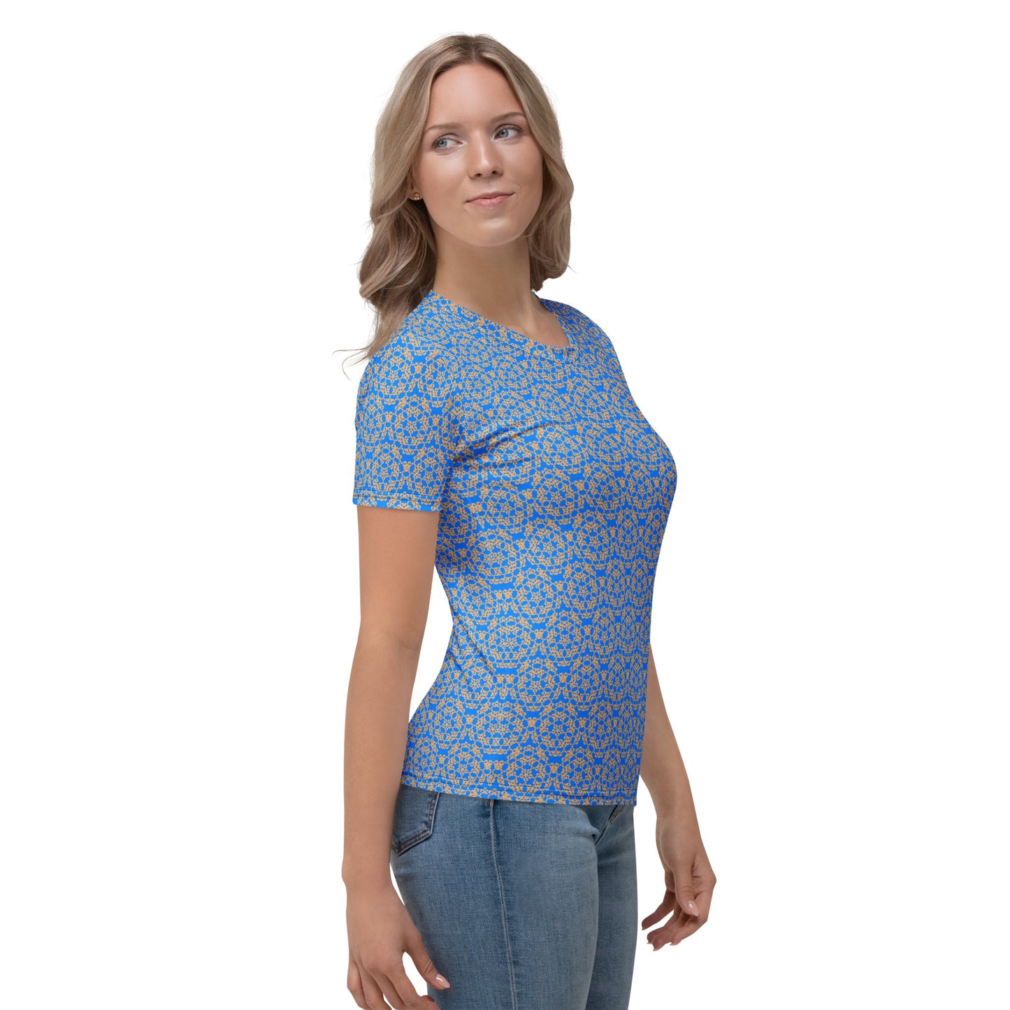 Right angle shot of a young woman wearing women's t-shirt with the 'Pentagon' blue and yellow fractal geometric pattern.